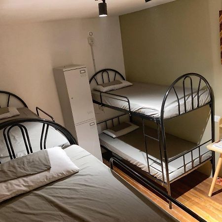 Hornbill'S Nest Kuching Hostel Eksteriør bilde