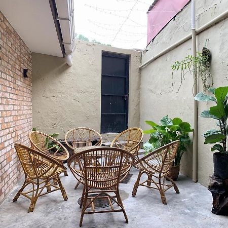 Hornbill'S Nest Kuching Hostel Eksteriør bilde