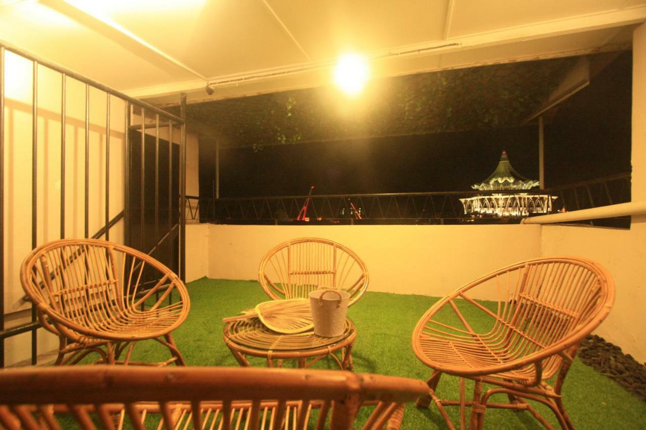 Hornbill'S Nest Kuching Hostel Eksteriør bilde