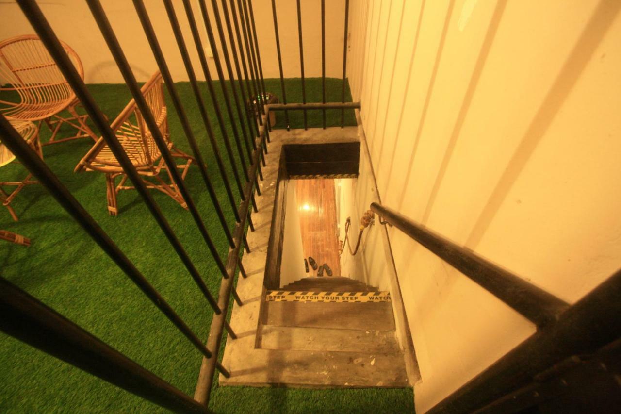 Hornbill'S Nest Kuching Hostel Eksteriør bilde