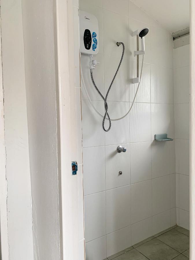 Hornbill'S Nest Kuching Hostel Eksteriør bilde